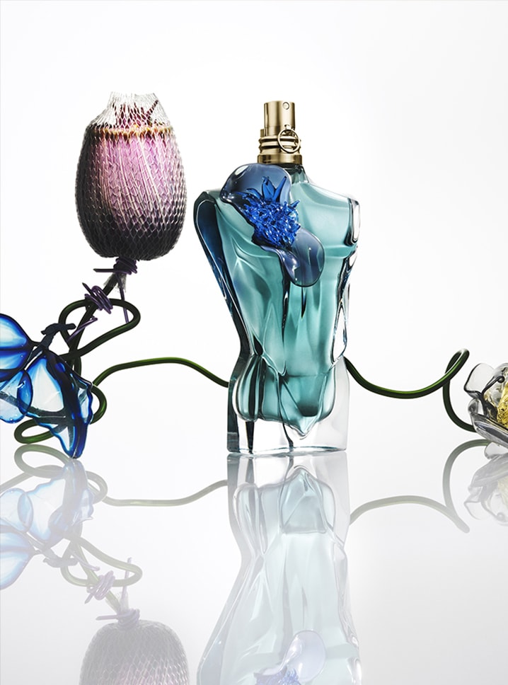 push-carousel-2-lab-flower-edition-jean-paul-gaultier_1.jpg