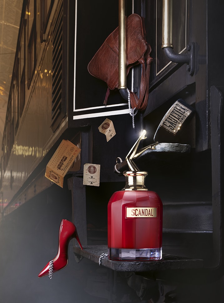 push-carousel-1-scandal-le-parfum-jean-paul-gaultier.jpg