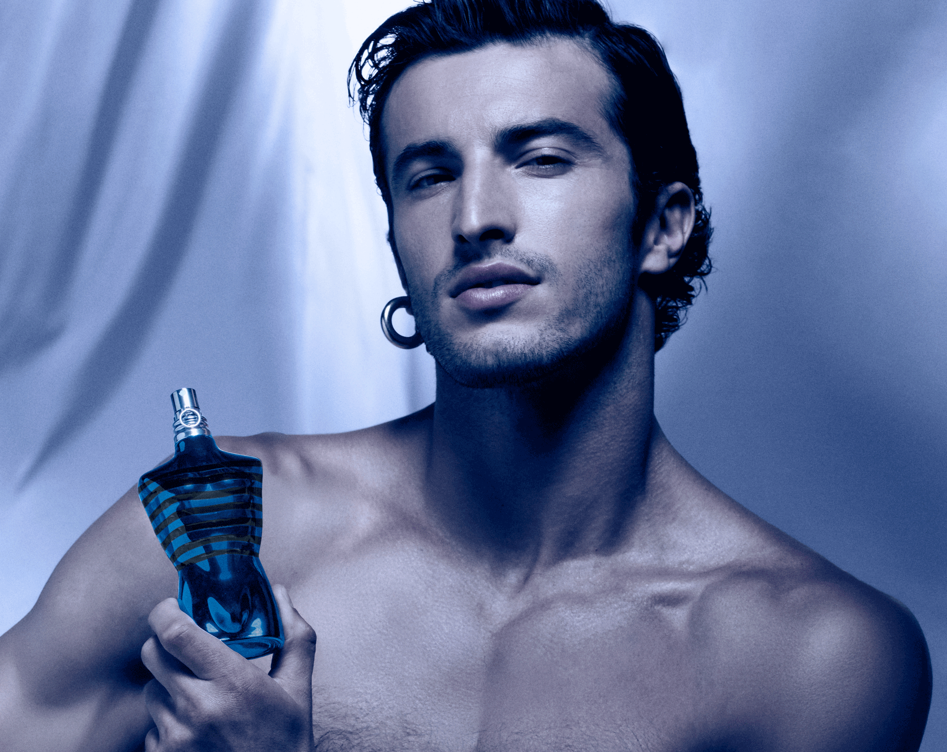 header-pdp-le-male-in-blue-jean-paul-gaultier.png