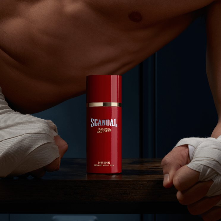 Scandal-pour-Homme-Deo-Spray1-Image-illustration-Ancillarie.png.jpg